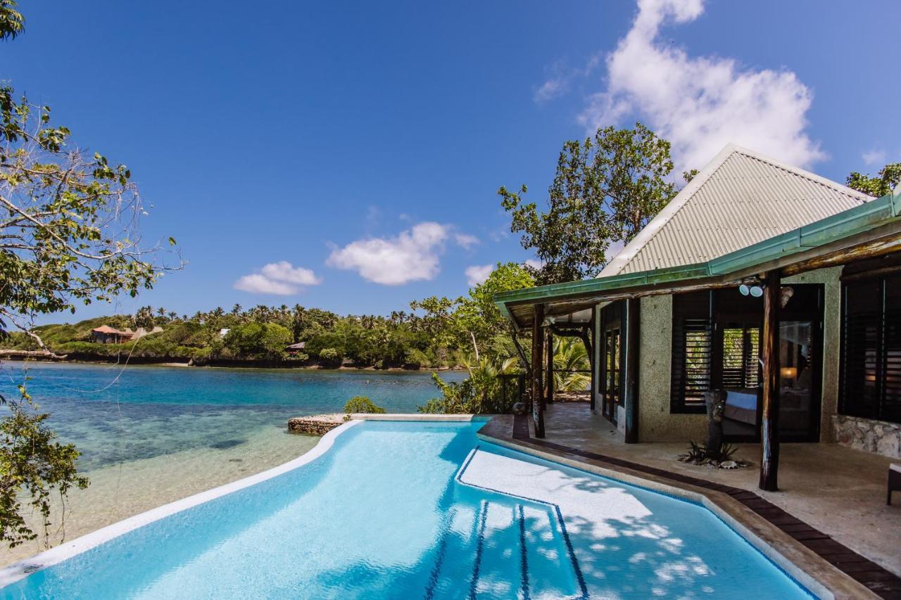 Savasi Island Resort Savusavu Buitenkant foto